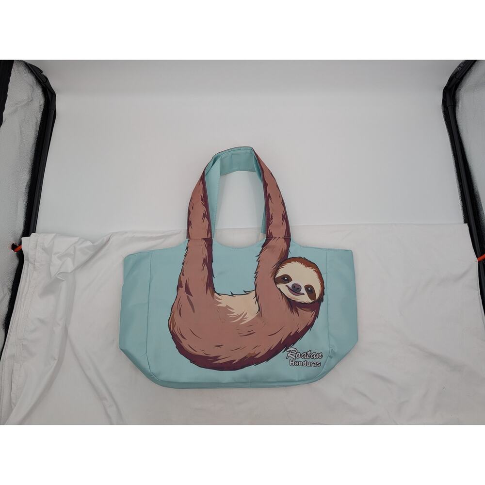 Sloth Beach Bag Roatan Honduras Zipper Closure Lined Vacation Beachy Resort